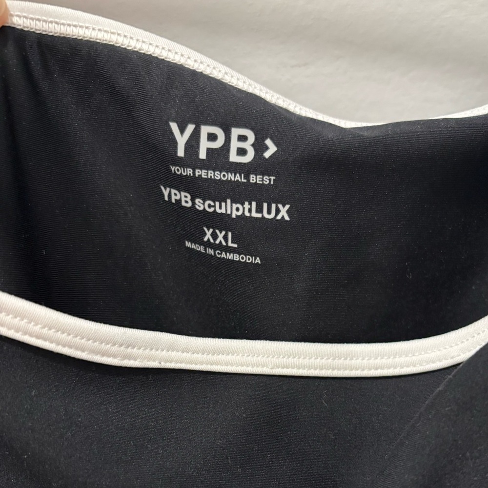 Abercrombie and Fitch YPB sculptLUX tank top with removable pads size XXL - Picture 3 of 3